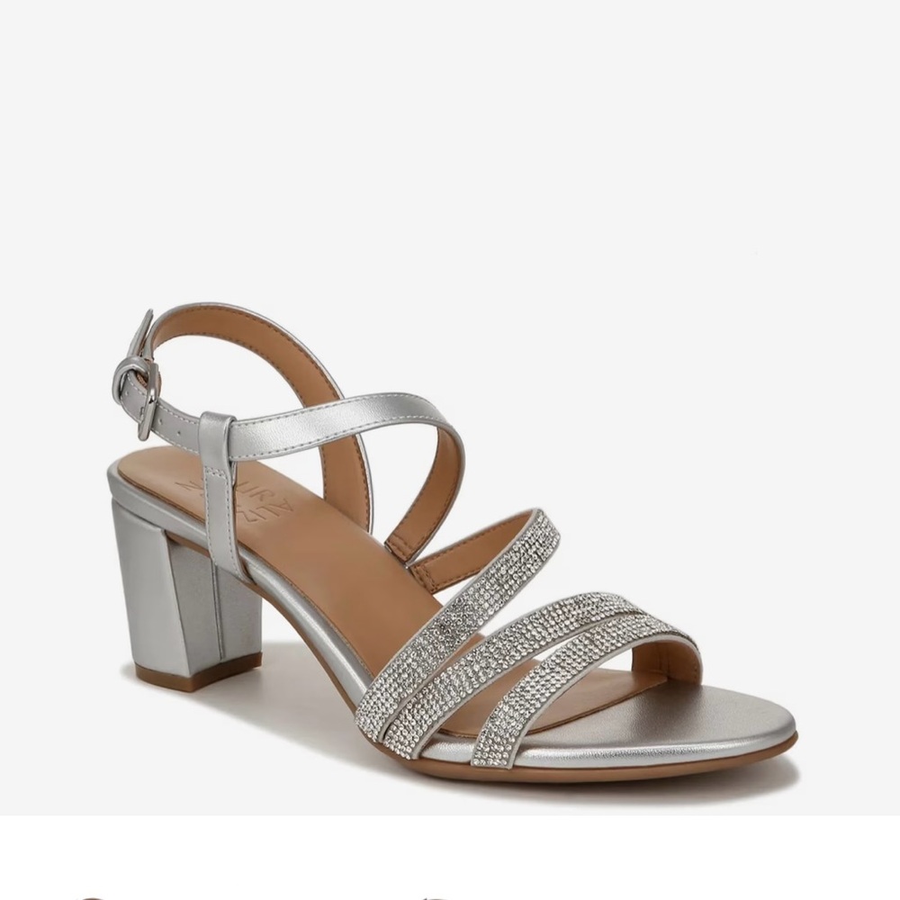 Naturalizer Bridget Metallic Strappy Sandals. Size 7 1/2.